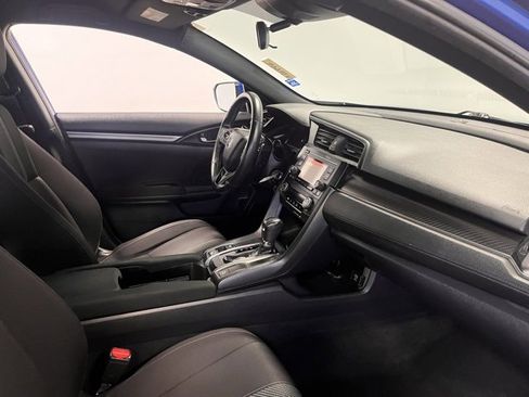 Used 2019 Honda Civic Sport image 11
