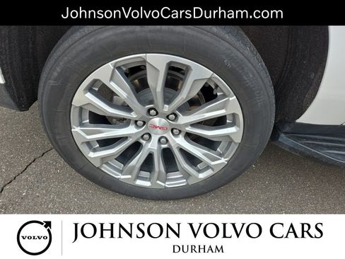 Used 2023 GMC Yukon XL Denali w/ LPO, Floor Liner Package image 9