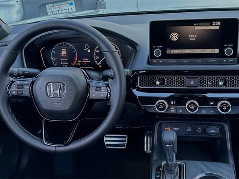 Used 2025 Honda Civic Sport image 13