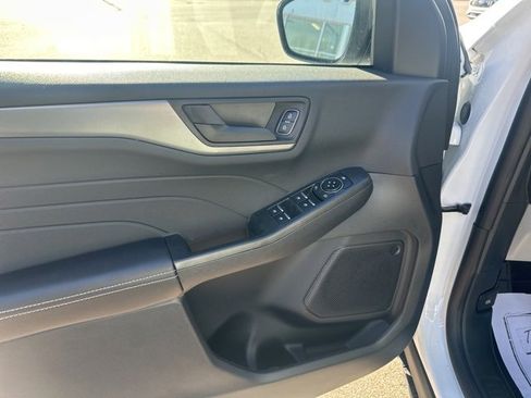 New 2026 Ford Escape Active image 28
