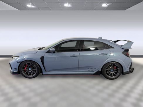 Used 2021 Honda Civic Type R image 2