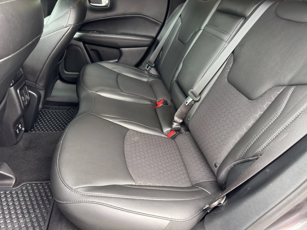 Used 2019 Jeep Compass Latitude AWD/4WD image 18
