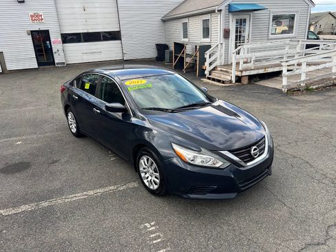 Used 2017 Nissan Altima 2.5 S w/ Power Driver Seat Package image 18