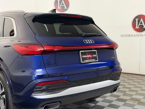 Used 2025 Audi Q5 Prestige AWD/4WD image 10