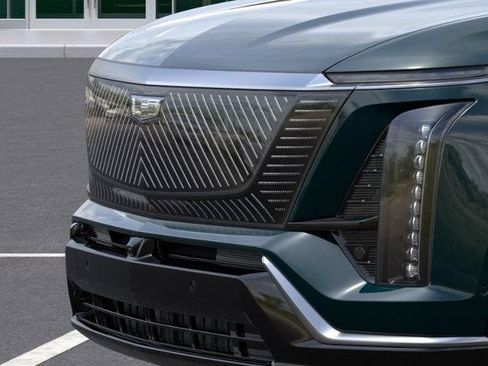 New 2026 Cadillac Vistiq Luxury w/ LPO, Floor Liner Package AWD/4WD image 37