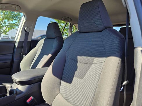 Certified 2023 Toyota RAV4 LE AWD/4WD image 26