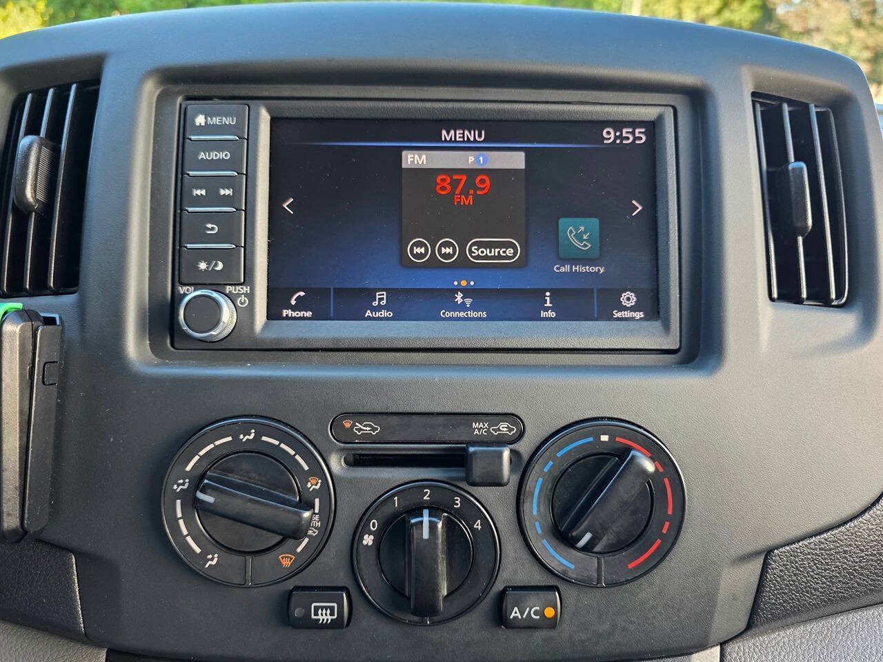 Used 2021 Nissan NV200 FWD image 18