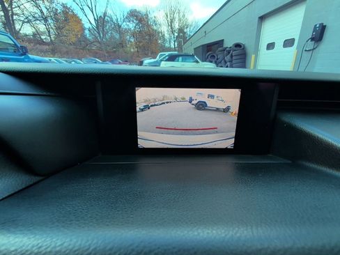 Used 2019 Lexus IS 300 AWD image 22