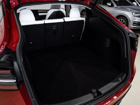 Used 2022 Tesla Model Y Long Range AWD/4WD image 55