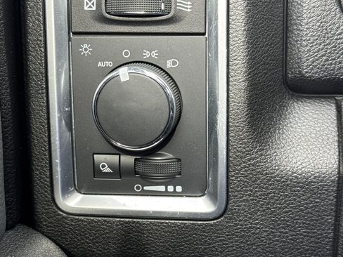 Used 2024 RAM 1500 Classic SLT RWD image 14