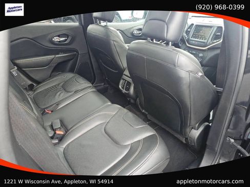 Used 2015 Jeep Cherokee Limited w/ Luxury Group image 27