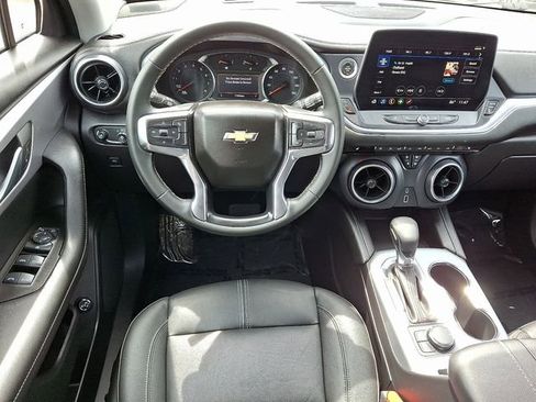 Used 2023 Chevrolet Blazer LT AWD/4WD image 11