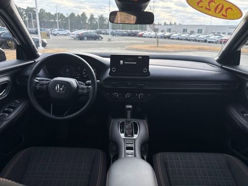 Used 2023 Honda HR-V Sport image 16