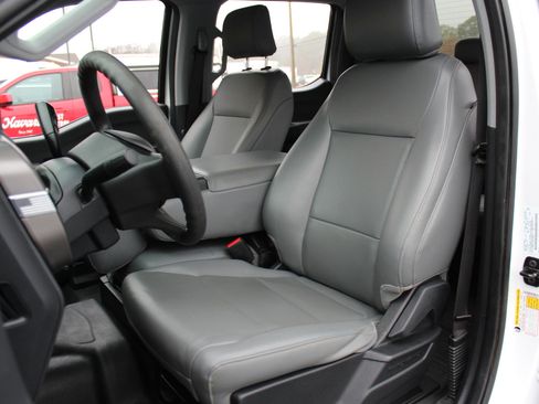 Used 2024 Ford F150 XL image 18