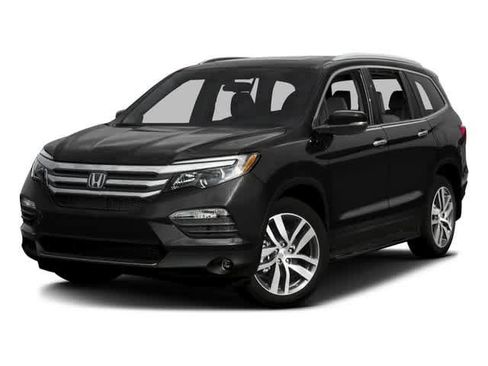 Used 2016 Honda Pilot Touring image 1