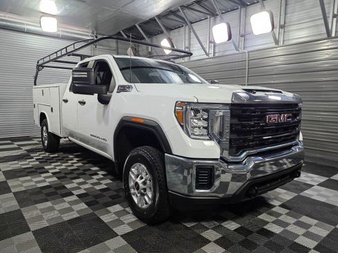 Used 2023 GMC Sierra 2500 Pro w/ Convenience Package image 4
