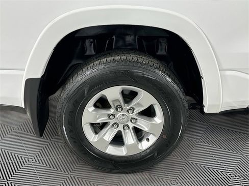 Used 2022 RAM 1500 Laramie image 29