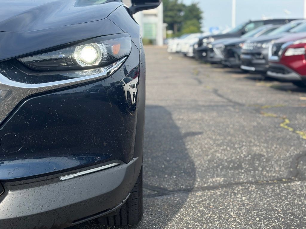 Used 2024 MAZDA CX-30 AWD 2.5 S w/ Select Sport Pkg image 4