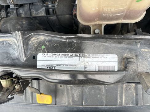 Used 2024 RAM ProMaster 2500 w/ Convenience Group FWD image 13