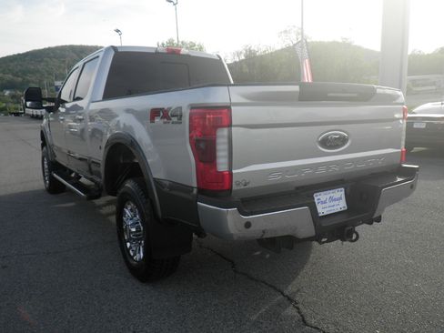 Used 2017 Ford F350 Lariat w/ Lariat Ultimate Package image 4