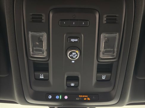 Used 2022 Chevrolet Tahoe Z71 w/ Max Trailering Package image 27