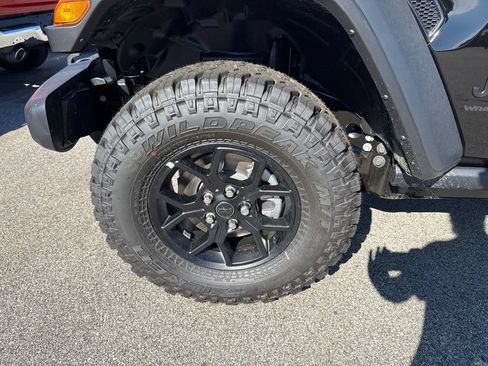 New 2026 Jeep Wrangler Unlimited Sport AWD/4WD image 9