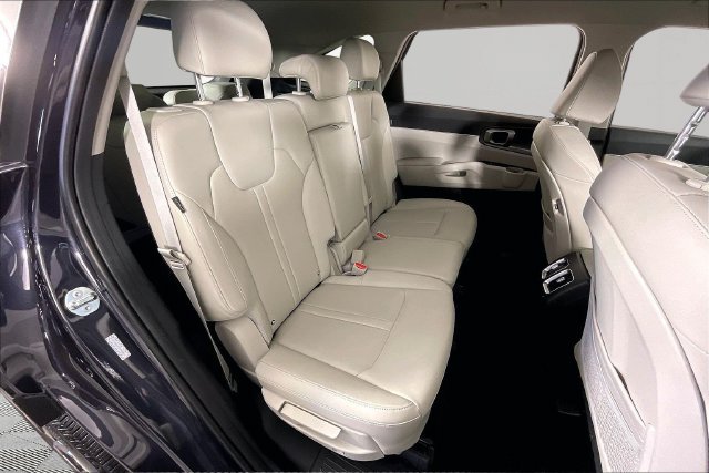 Certified 2026 Kia Sorento EX FWD image 21
