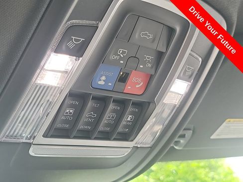 Used 2019 RAM 1500 Limited RWD image 17