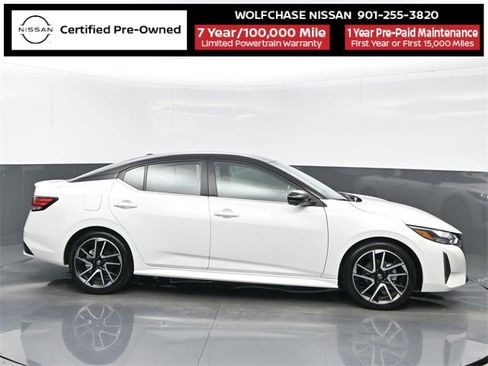 Certified 2025 Nissan Sentra SR w/ SR Premium Package image 7