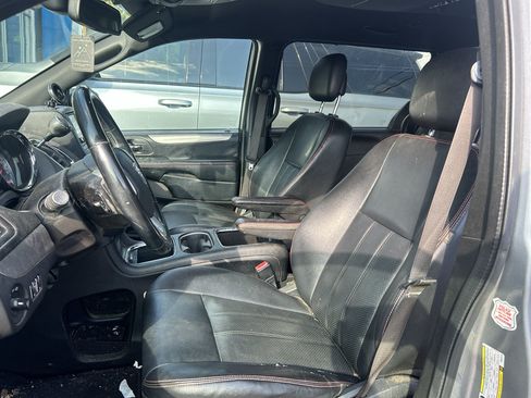 Used 2019 Dodge Grand Caravan GT FWD image 8