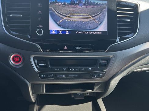 Used 2023 Honda Ridgeline Sport image 24