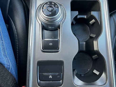 Used 2022 Ford Edge SEL w/ Convenience Package image 29