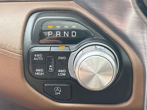 Used 2019 RAM 1500 Limited image 17