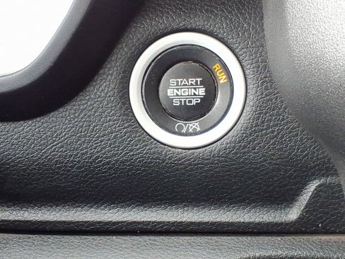 Used 2020 RAM 2500 Tradesman image 10