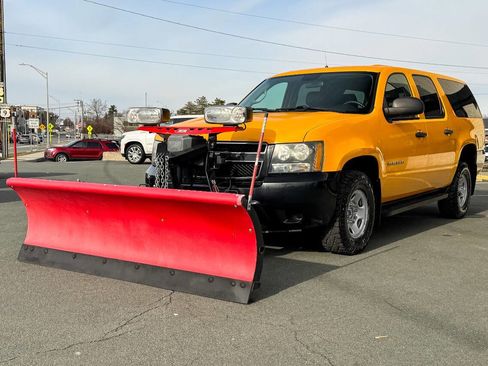 Used 2011 Chevrolet Suburban 2500 image 8