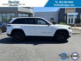 Used 2023 Jeep Grand Cherokee Altitude image 5
