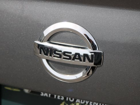 Used 2020 Nissan Versa S FWD image 8