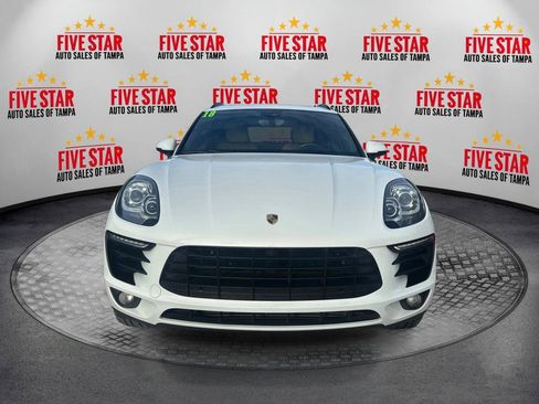 Used 2018 Porsche Macan AWD/4WD image 2