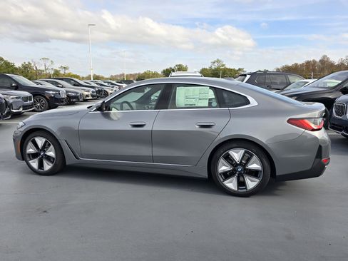 New 2026 BMW i4 eDrive40 w/ Dynamic Handling Package image 5