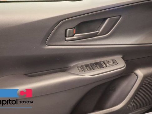 Used 2024 Toyota Prius Prime FWD image 10