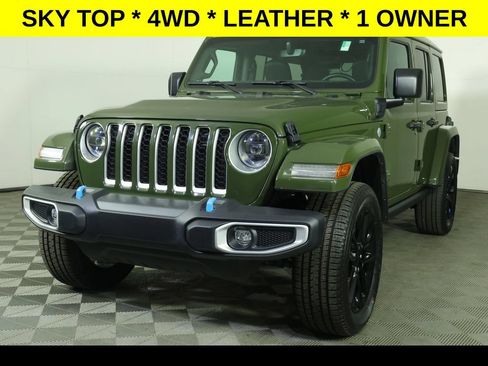 Used 2023 Jeep Wrangler Unlimited Sahara w/ Cold Weather Group AWD/4WD image 2