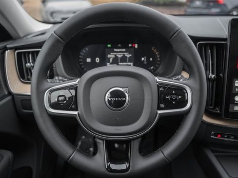 New 2026 Volvo XC60 B5 Ultra w/ Protection Package Premier image 28