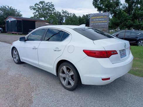 Used 2013 Acura ILX w/ Premium Package FWD image 3