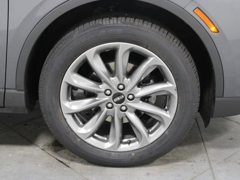 Used 2022 Lincoln Corsair AWD w/ Premium Package image 13