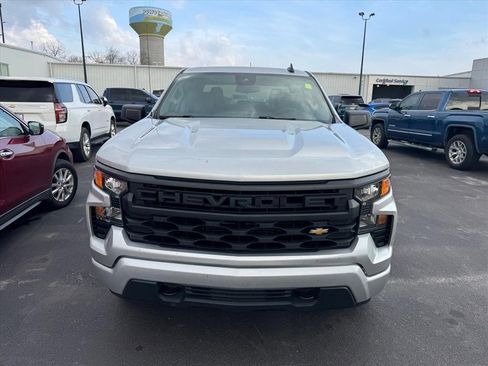 Used 2022 Chevrolet Silverado 1500 Custom image 10