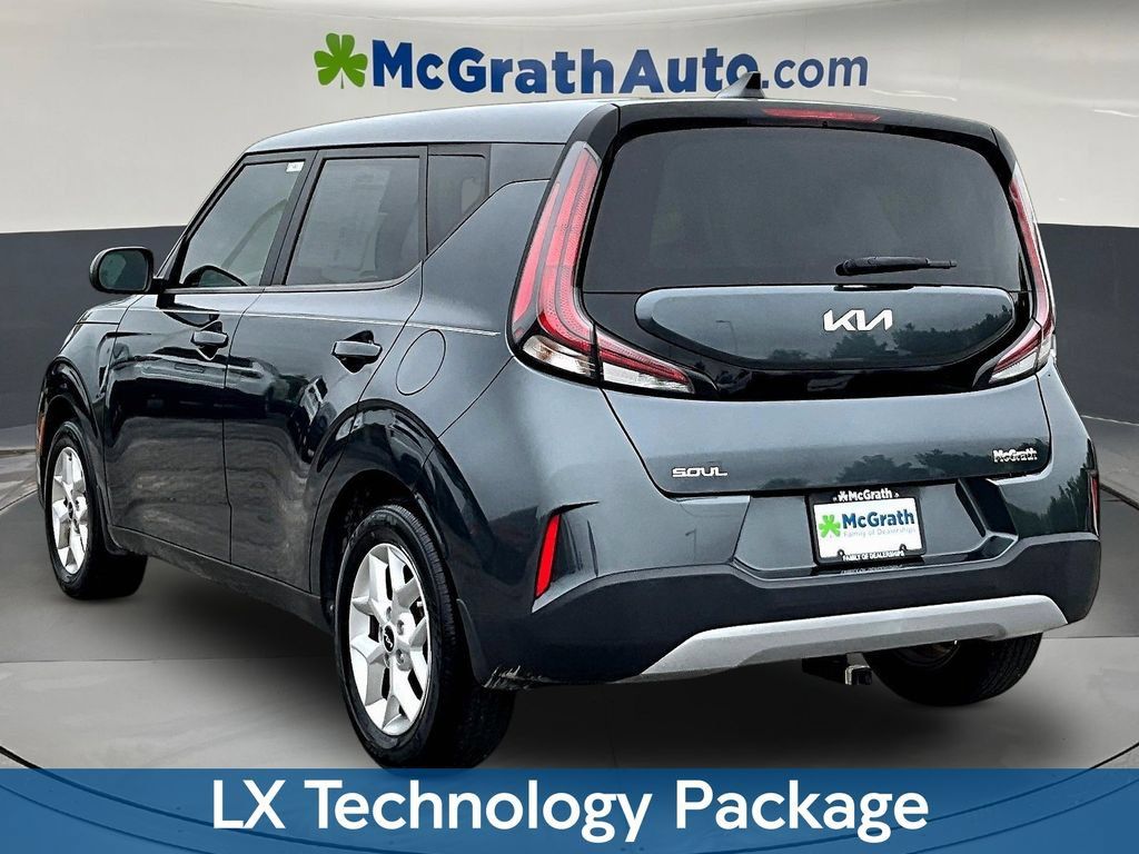 Used 2023 Kia Soul LX w/ Option Group 015 FWD image 5