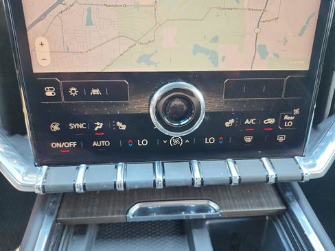 Certified 2024 GMC Acadia Denali FWD image 18