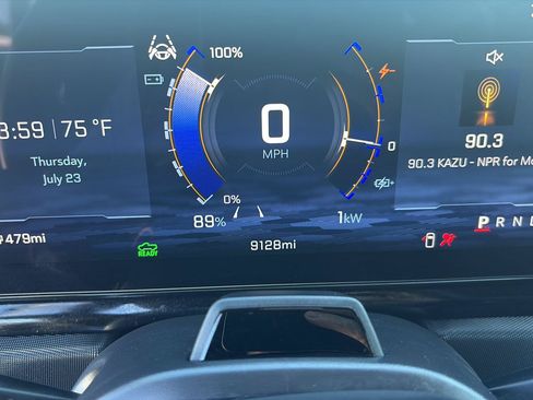 Used 2026 Chevrolet Silverado EV Trail Boss AWD/4WD image 13