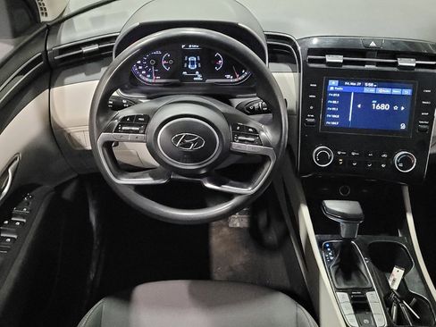 Used 2022 Hyundai Tucson SE image 22