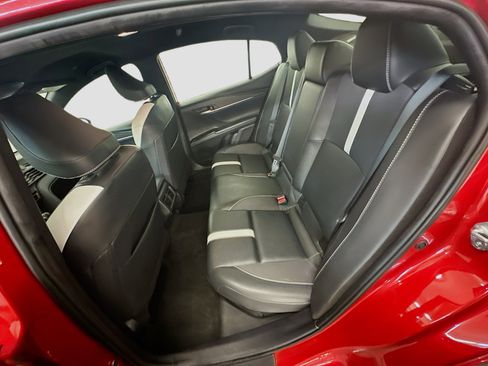 Used 2025 Toyota Camry SE FWD image 29